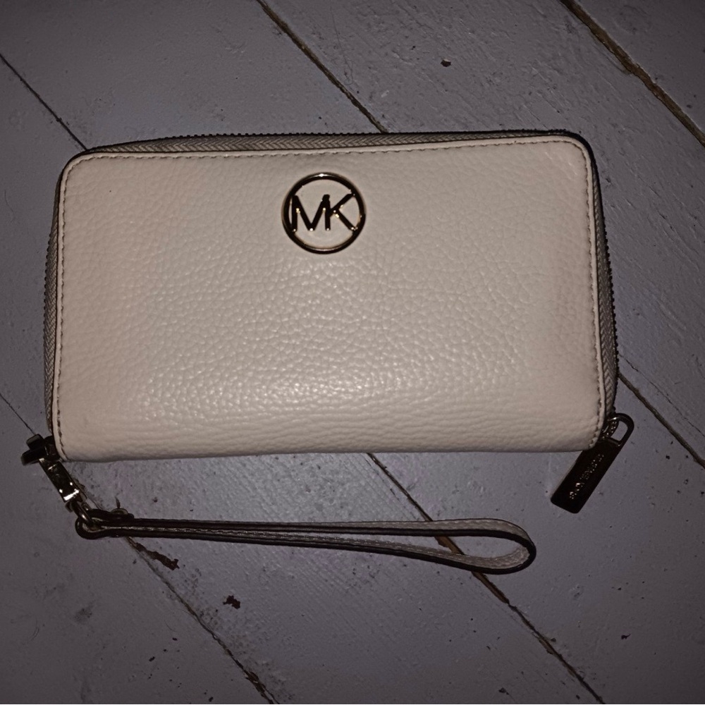 Michael Kors wallet